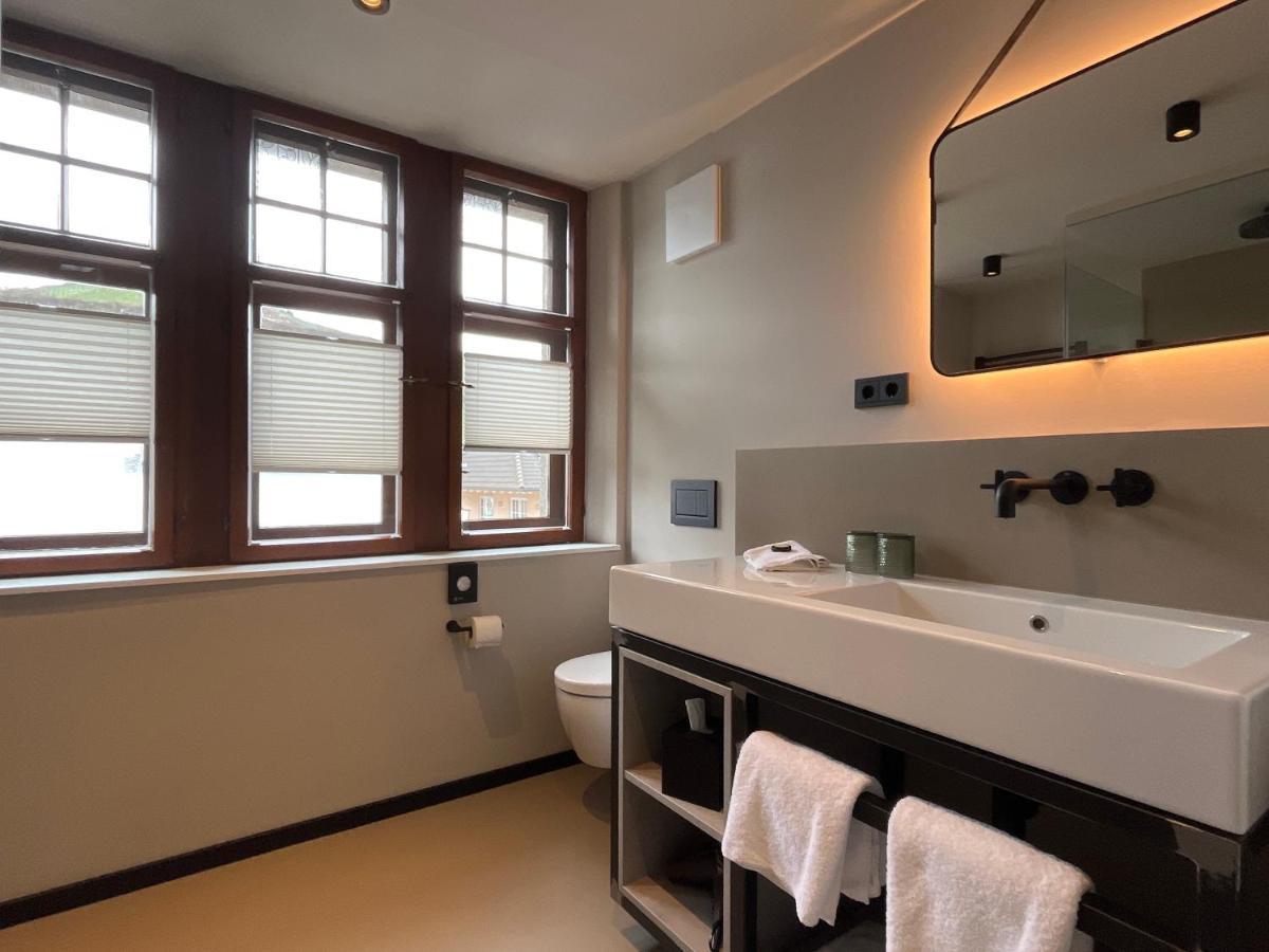 Boutiquehotel Burg Adenbach & Alter Weinbau Bad Neuenahr-Ahrweiler Buitenkant foto