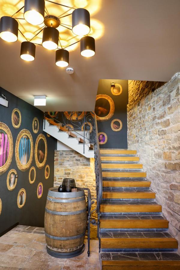 Boutiquehotel Burg Adenbach & Alter Weinbau Bad Neuenahr-Ahrweiler Buitenkant foto