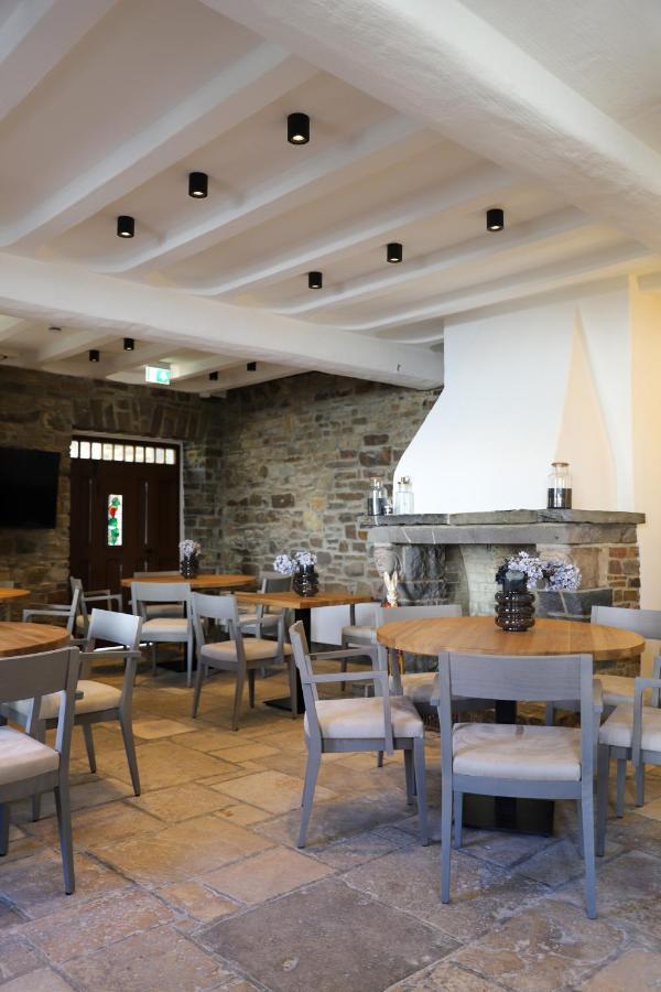 Boutiquehotel Burg Adenbach & Alter Weinbau Bad Neuenahr-Ahrweiler Buitenkant foto